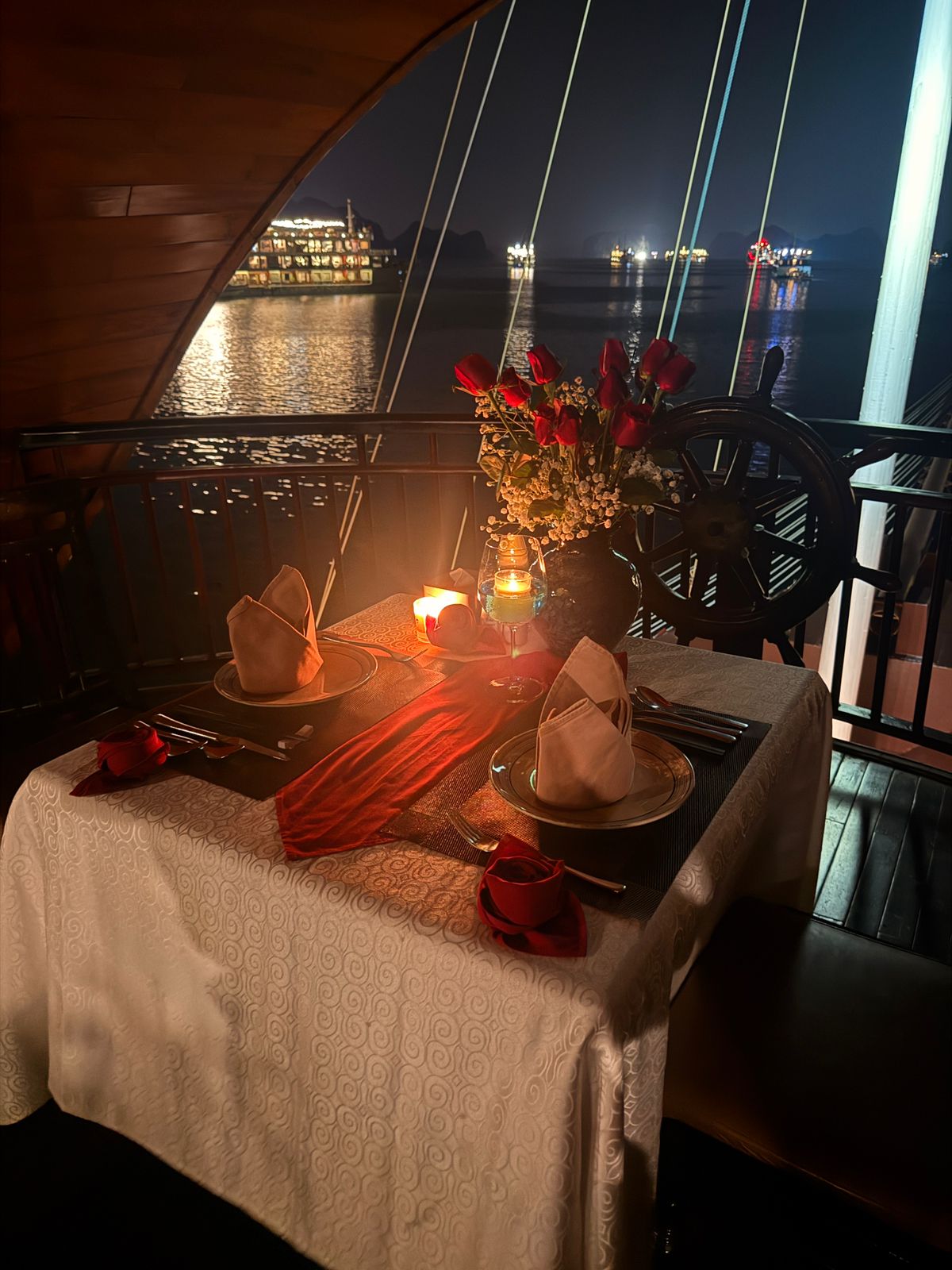 Celebrate honeymoon!! 😍😍